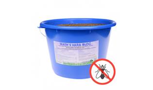 Vara Bloc Mineralien Leckeimer 22 kg